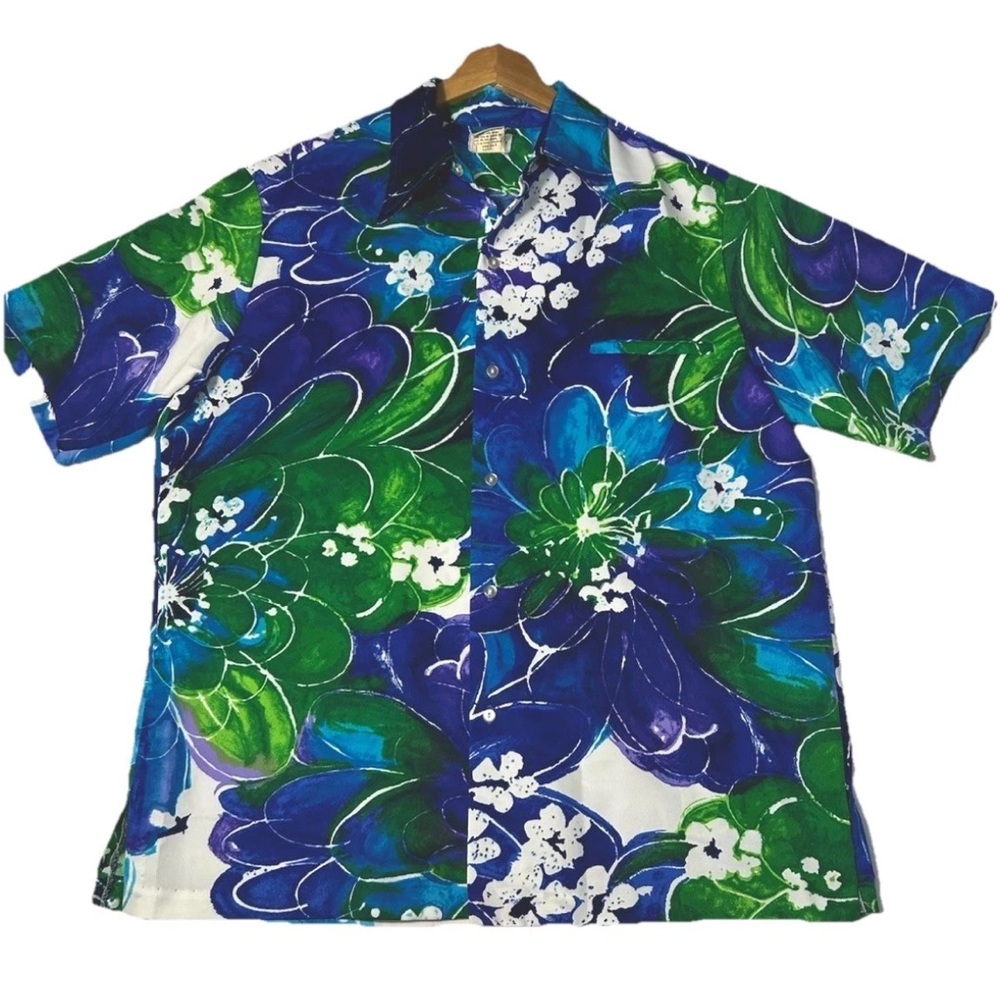 Tori Richard Blue and Green Casual Button Down Shirt